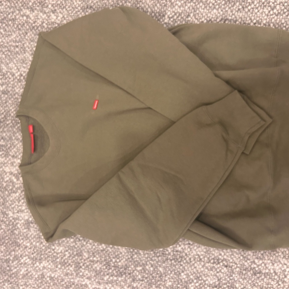 Supreme crewneck